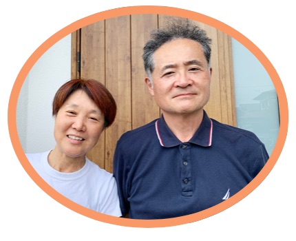寺子屋きくち。茨城県ひたちなか市のアットホームな学習塾。講師の夫婦の写真です。